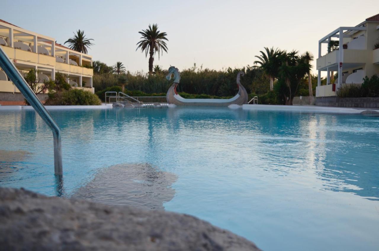 חוף ואיה גראן ריי Enai Luxury Apartments מראה חיצוני תמונה