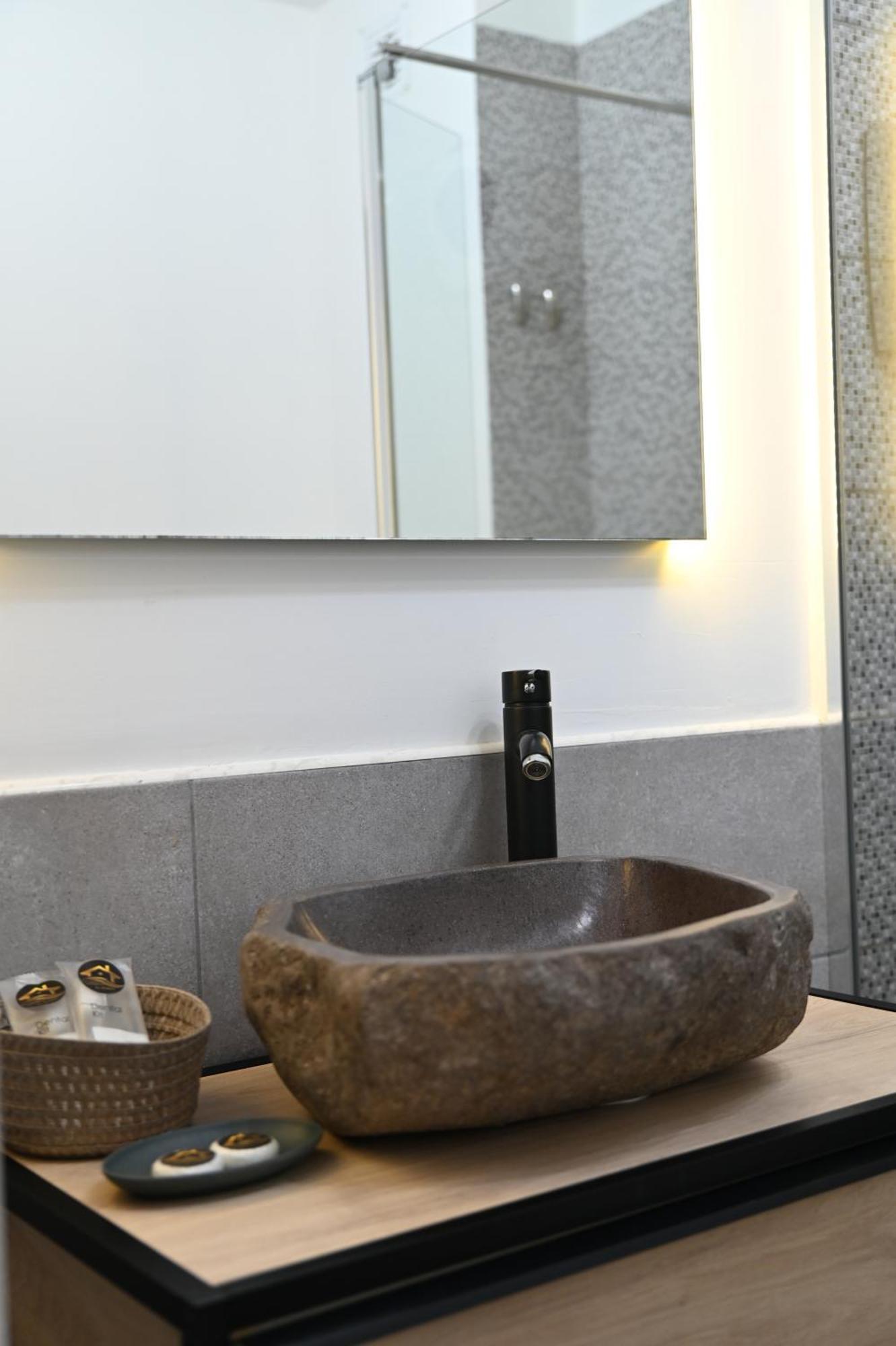 חוף ואיה גראן ריי Enai Luxury Apartments מראה חיצוני תמונה